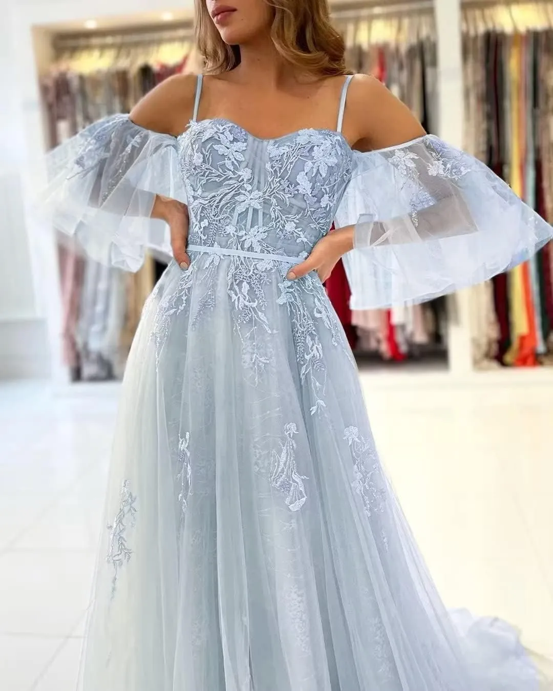 Off Shoulder Lace Appliques Tulle Prom Dresses Long Spaghetti Straps Ball Gown for Women Formal Evening Party Gown