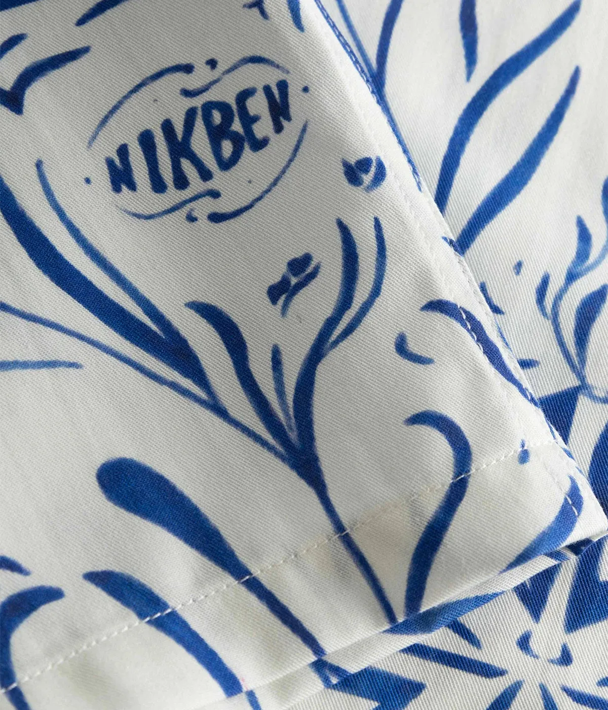 Porcelin Shirt in Blue White