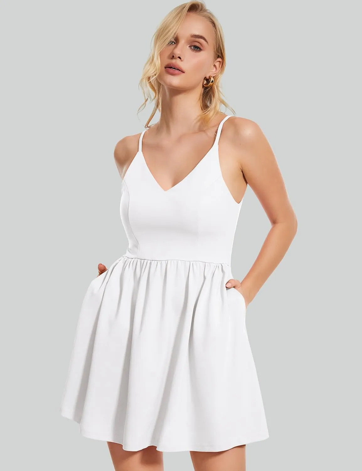 ROYLAMP Women's Casual Spaghetti Strap Dresses Elegant V-Neck A-line Swing Petite Tiered Short Mini Dress with Pockets