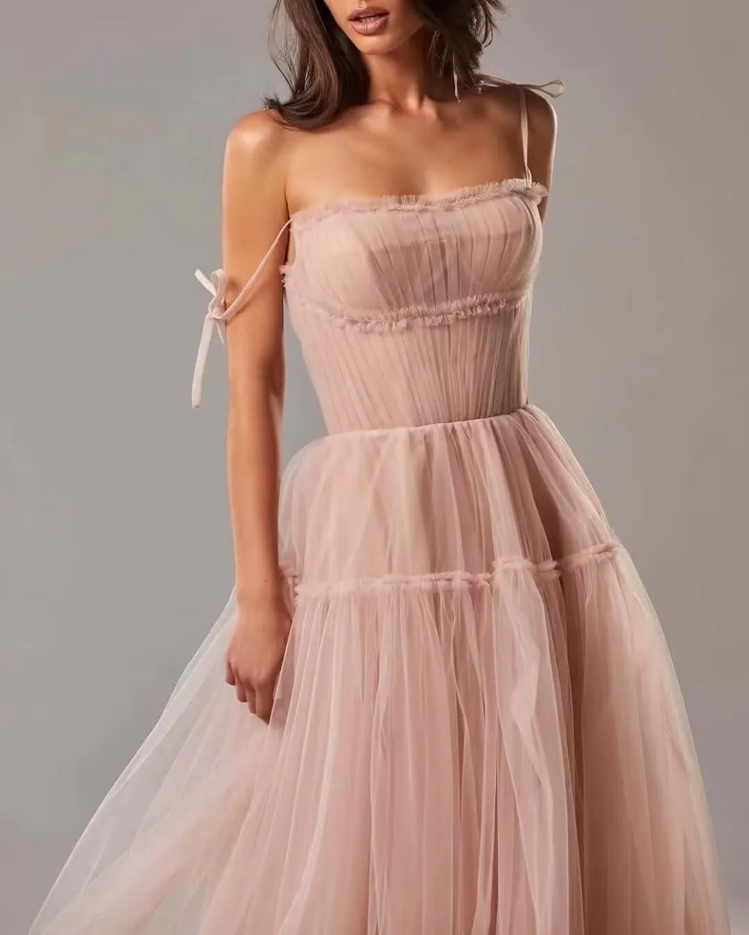 Women's Tulle Prom Dress A-Line Evening Party Gown 2025 Backless Bridesmaid Dresses Spaghetti Straps Princess Dress